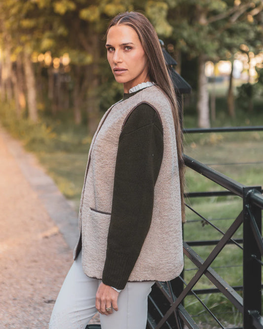 Abby Gilet | Oat
