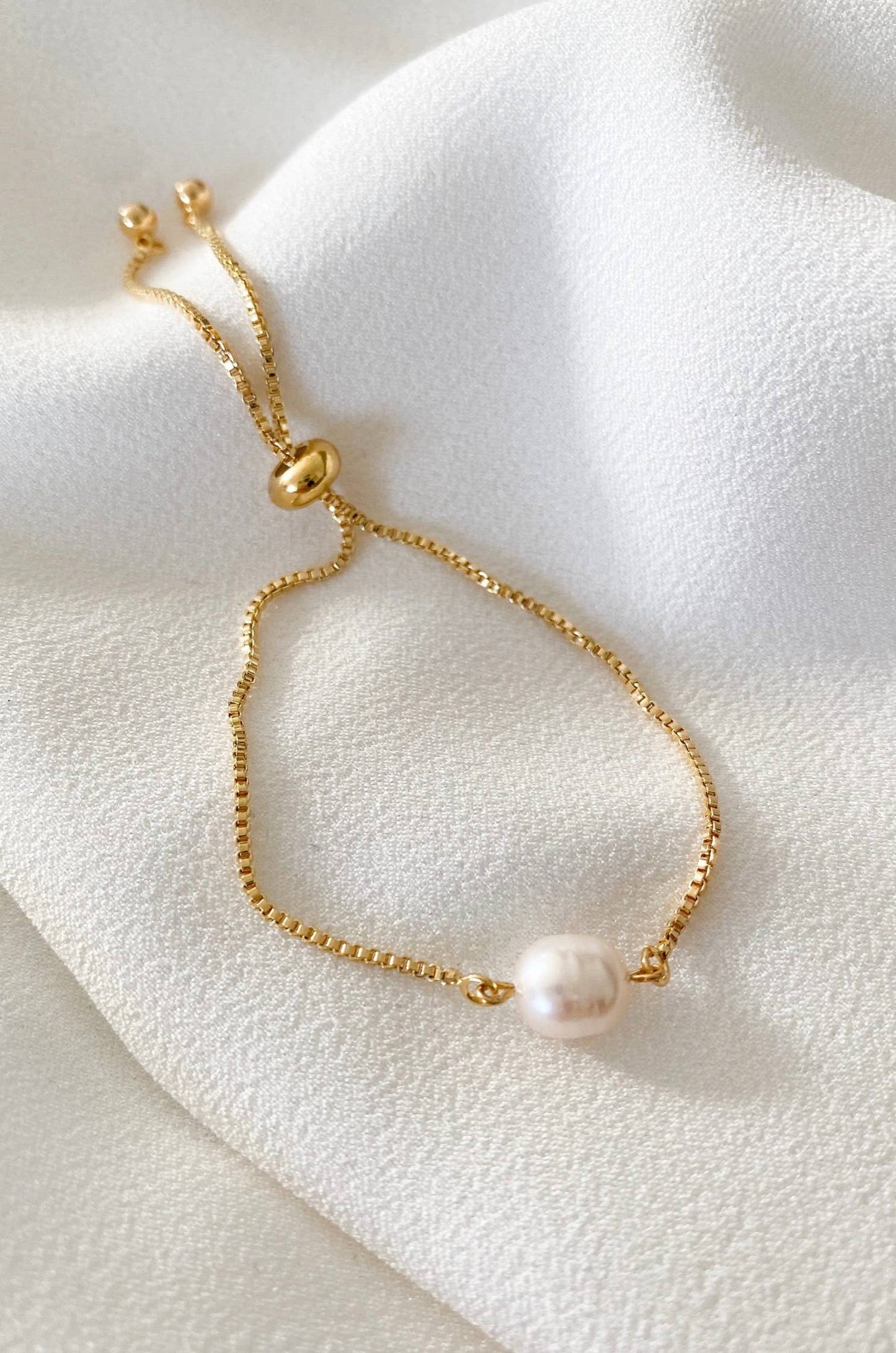 18k Gold Plated Pearl San Bracelet - Robins & Roses, Eccleshall